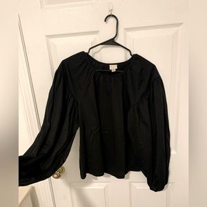 Puffed sleeve Black Top 🖤